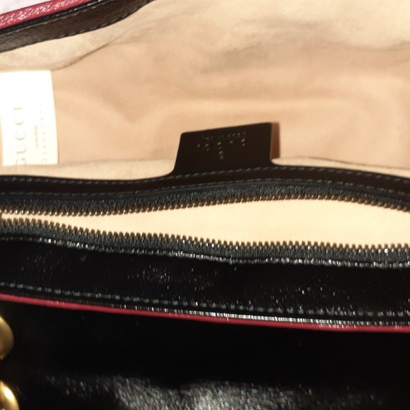 ❤️ Authentic Gucci Marmont Shoulder Purse with the double G Monogram RFID - Picture 5 of 7